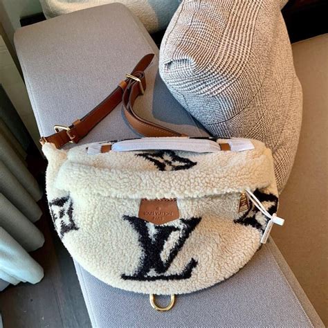 louis vuitton sherpa bum bag|louis vuitton fanny bag.